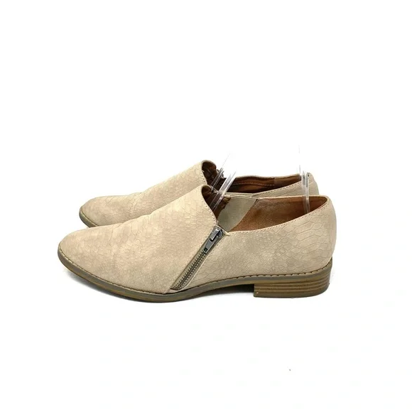 Indigo Rd. Booties - Picture 1 of 9